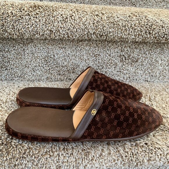 Gucci Men\'s Brown Velvet Signature Print Slip-On Mule Slippers. main image 14